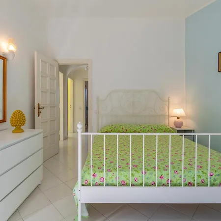 The House Of Annie With Magnificent Garden Villa *